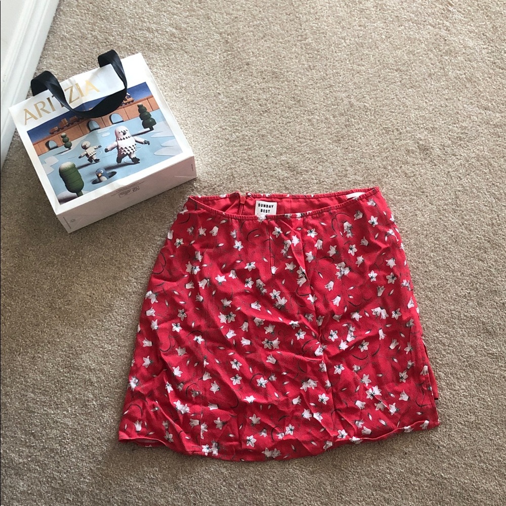 Aritzia Red Floral A-Line Skirt